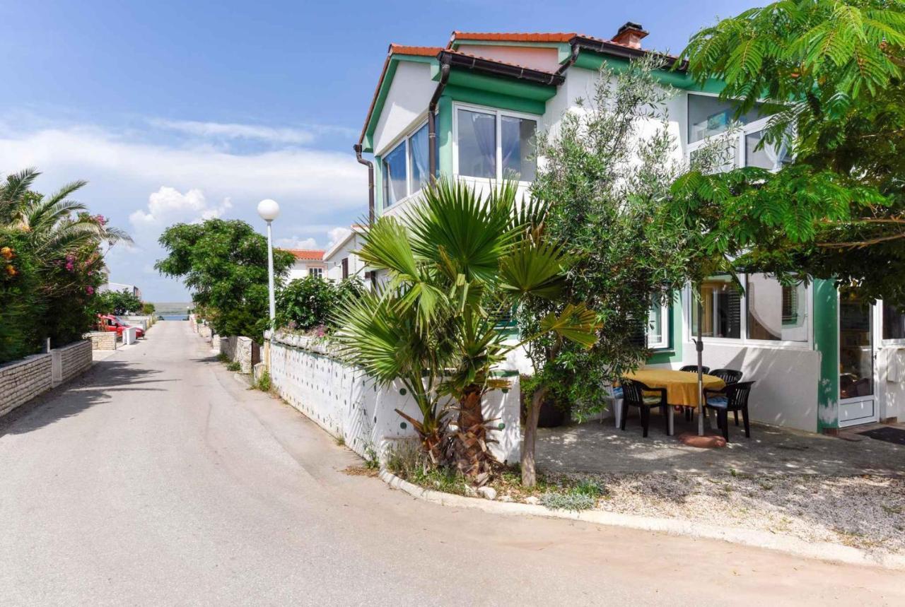 Apartments In Vir/Insel Vir 34750 Εξωτερικό φωτογραφία